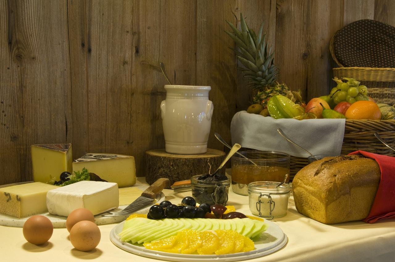 Hotel Alpine Lodge Gstaad Esterno foto
